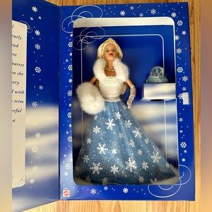 1999 Special Edition Snow Sensation Blonde Barbie Doll With Snow Globe  - NIB